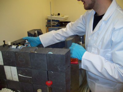 imagesmisc/iop703.jpg