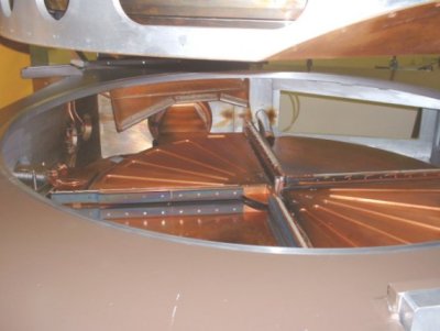 imagesmisc/iopcyclotron4ds.jpg